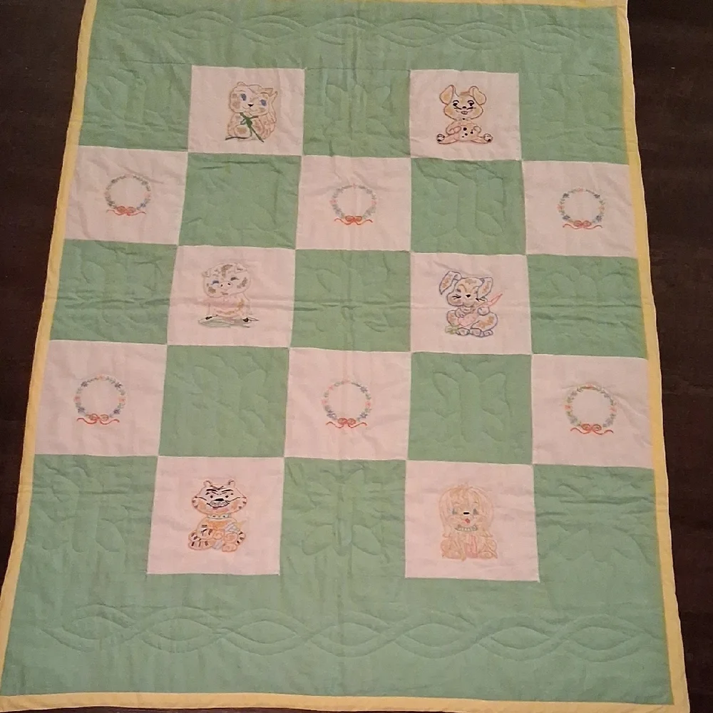 Vintage Adorable Animal Quilt with Green and Yellow
